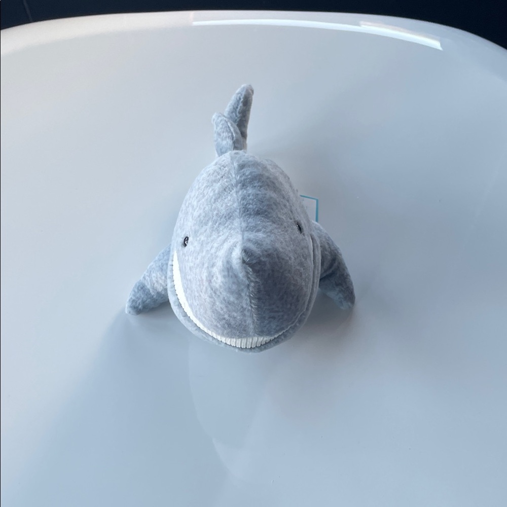 Jellycat - NWT - Authentic - Silvie Shark